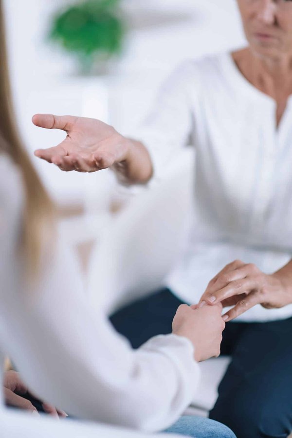 Formation certifiante de magnétiseur à Nantes : devenez un professionnel du magnétisme énergétique